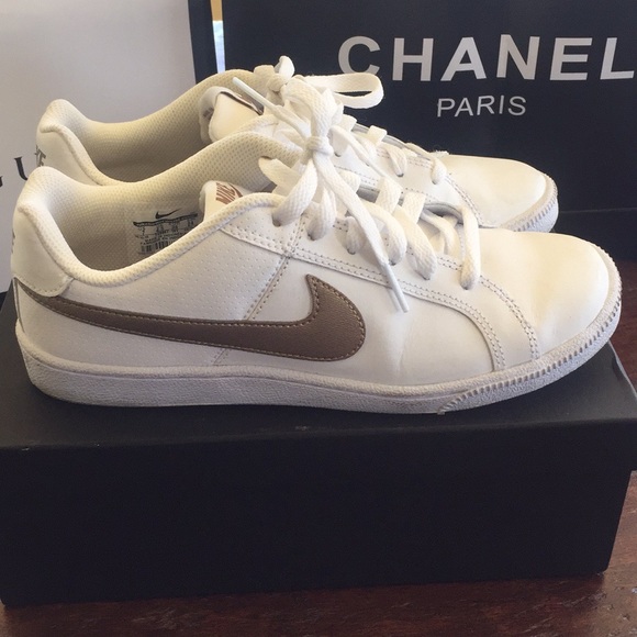 Nike Shoes - Nike shoes